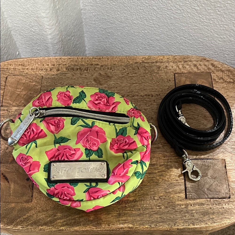 Floral Crossbody Bag with Pink Roses